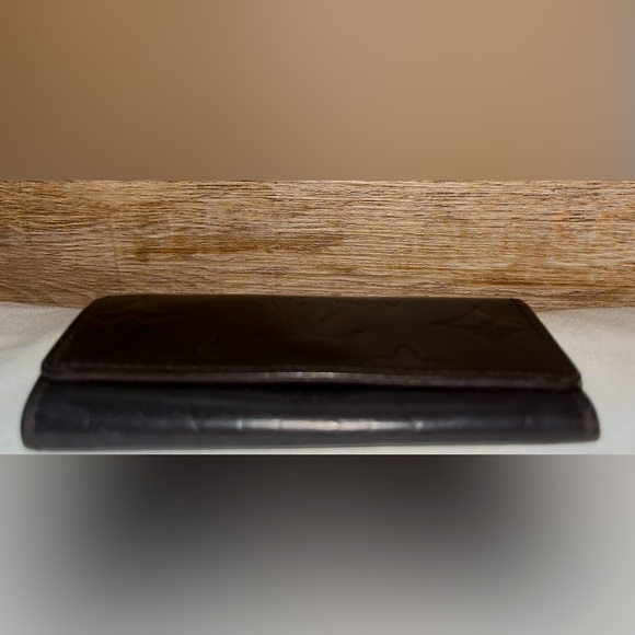 Louis Vuitton Authentic lack Vernis Key holder EC - Picture 6 of 9